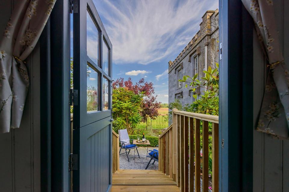 Hotel Hawthorn Hut Kilkenny Glamping At Jenkinstown House Jenkinstown Park Esterno foto